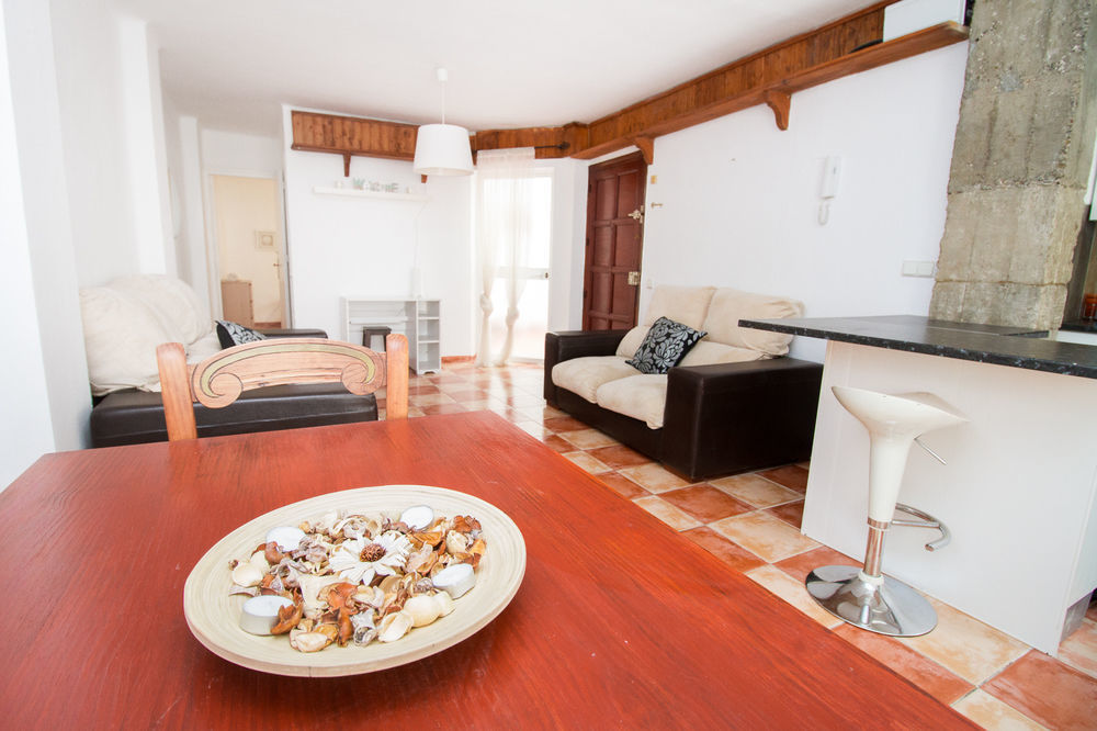 Apartamentos Malaga Centro Hernan Ruiz De 4 A 8 Personas Exterior photo